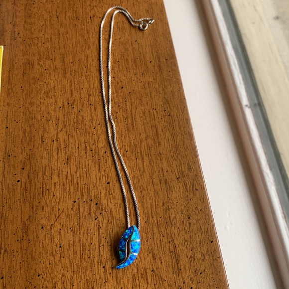 Sterling silver opal necklace - Picture 2 of 3